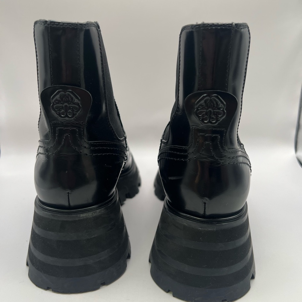 Alexander McQueen Wander Chelsea boots - Picture 5 of 9